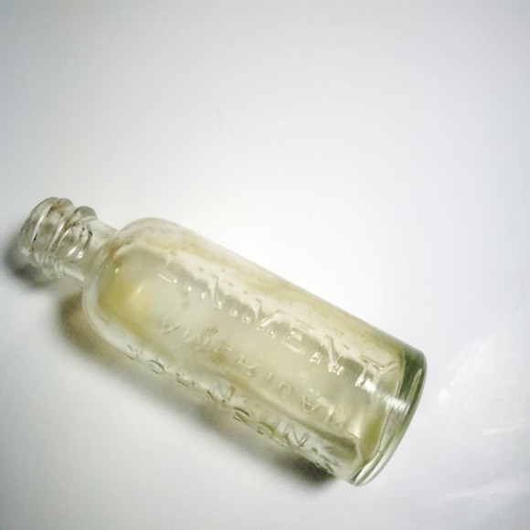 Vintage | Johnsons American Anodyne Liniment - Picture 5 of 7